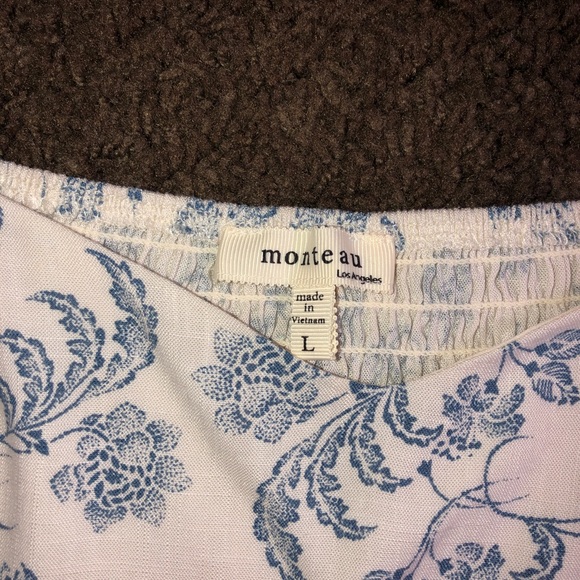 Blue and white floral top - Picture 2 of 3